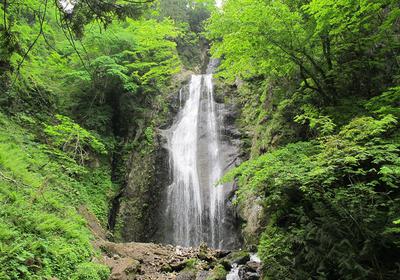 回顧の滝（みかえりのたき）