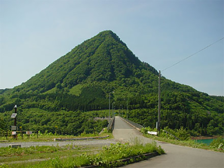 Ogamiyama and gods Bridge