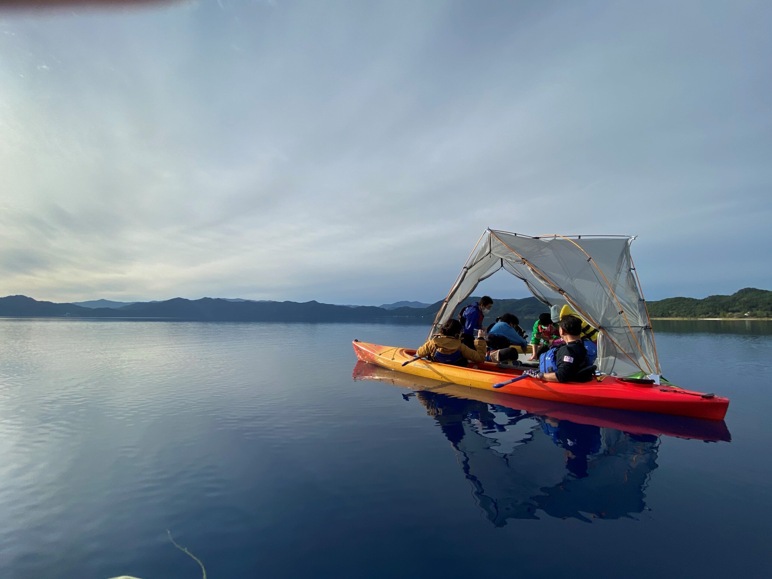 Japan deepest, natural refrigerator! In the tent that floated above Tazawako, relaxing time to spend with craft beer.