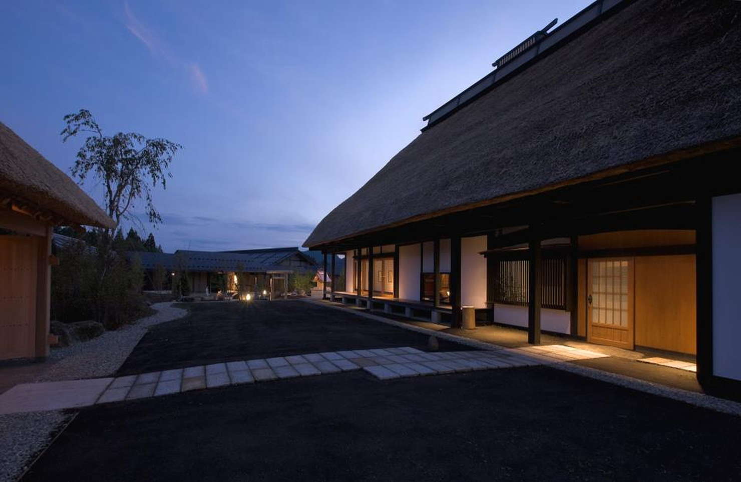 คาคุโนะดาเตะ ซังโซ วาบิซากุระ