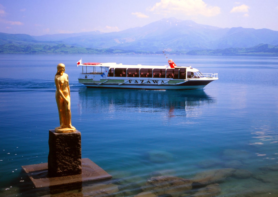 Cruise is also one of the charms of in pleasure boat