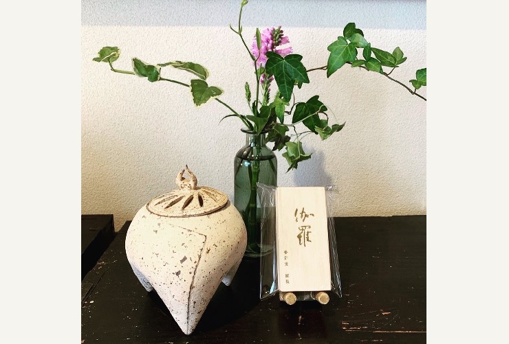 Yuichi Yukinoura's "Incense burner" and "Kyara", which is said to be a special scent created by God