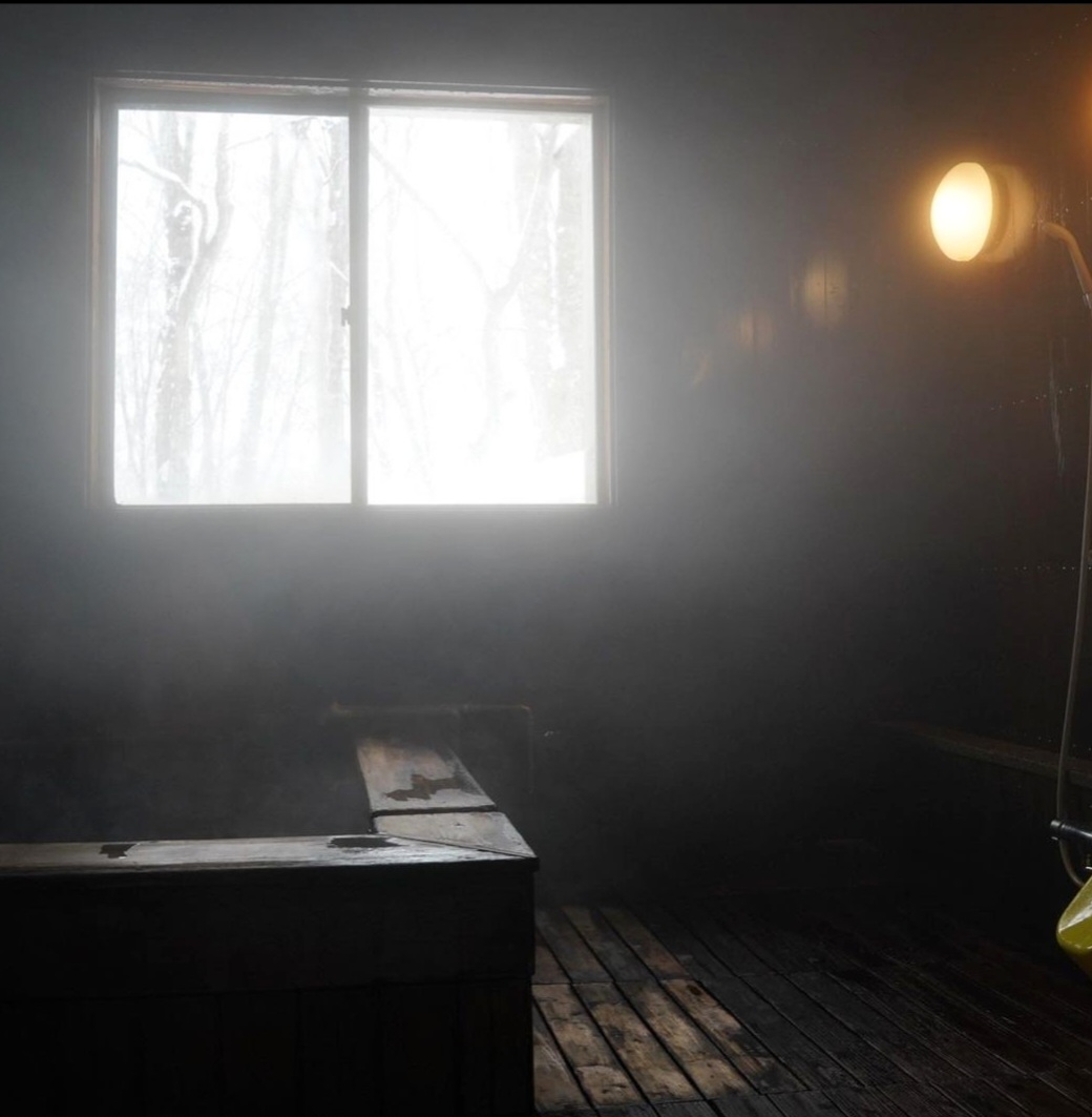 เรามีน้ำพุร้อนที่ไหลอิสระ 100%