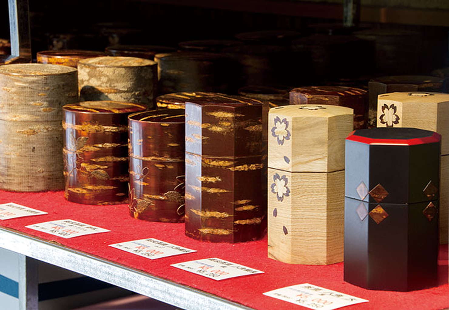 Kakunodate Kabazaiku Center (samurai residence street store)